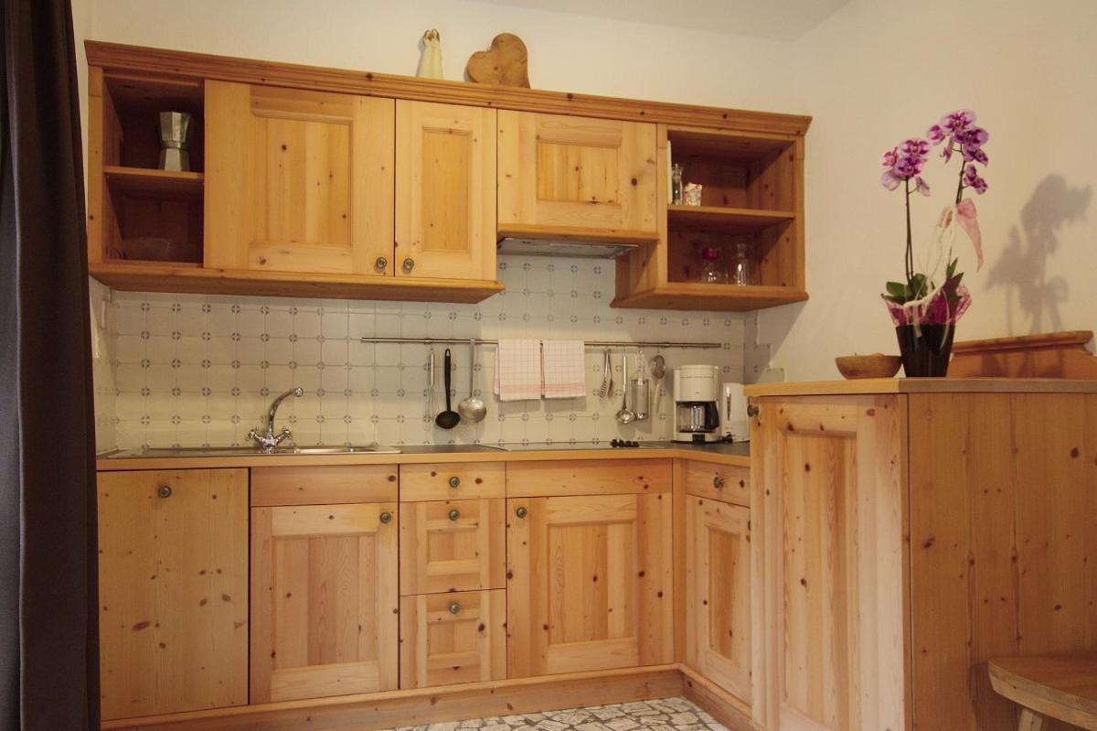 Appartement Pichler 도비아코 객실 사진