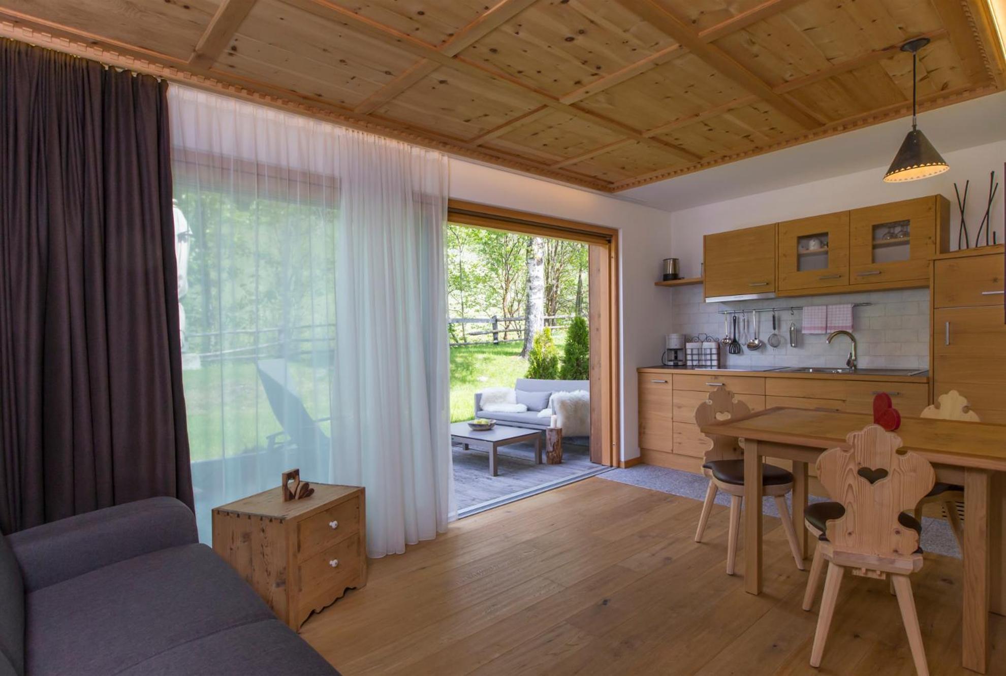 Appartement Pichler 도비아코 외부 사진